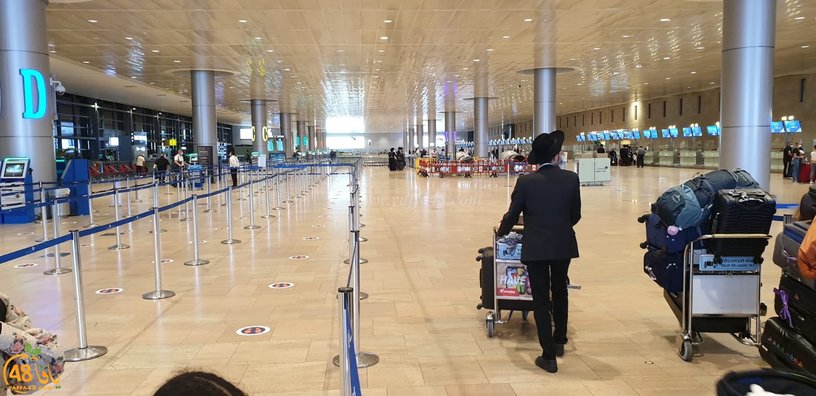 صور: بعد أن ازدحم بالمسافرين - مطار اللد فارغ من المسافرين 